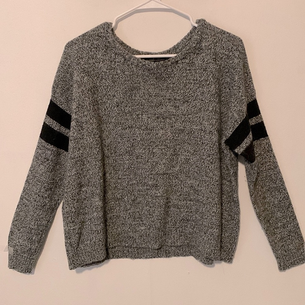 Brandy Melville Women’s Sweater